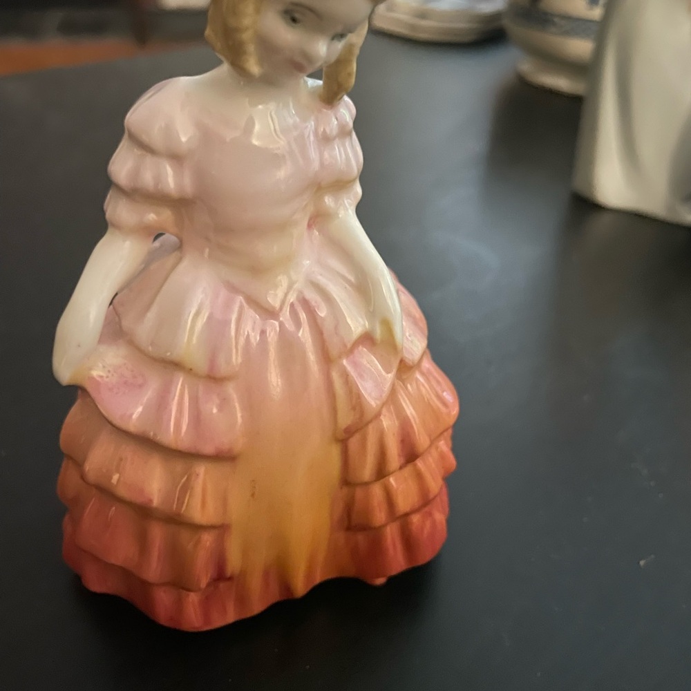 Beautiful Royal Doulton Girl Dressed for a Ball - Picture 2 of 9